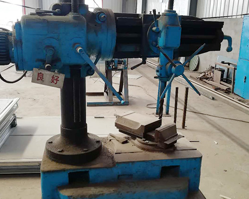 生產(chǎn)車(chē)間