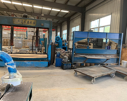 鋼質(zhì)防火門冷壓機