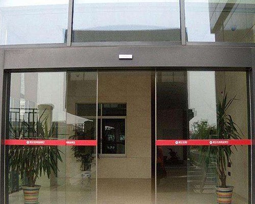 玻璃感應(yīng)門