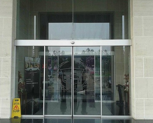 玻璃感應門