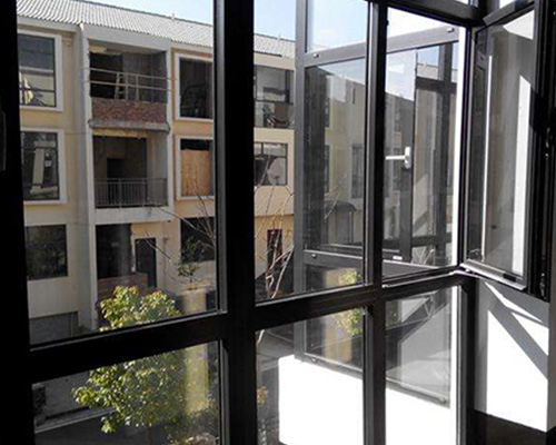 斷橋鋁耐火窗