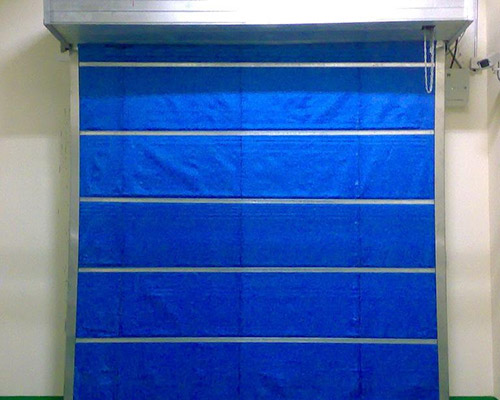 無(wú)機(jī)布防火卷簾門(mén)